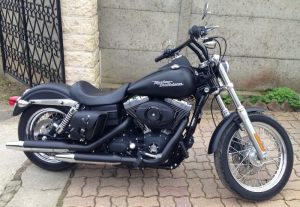 Sacoche Myleatherbikes Harley Dyna Street Bob_59